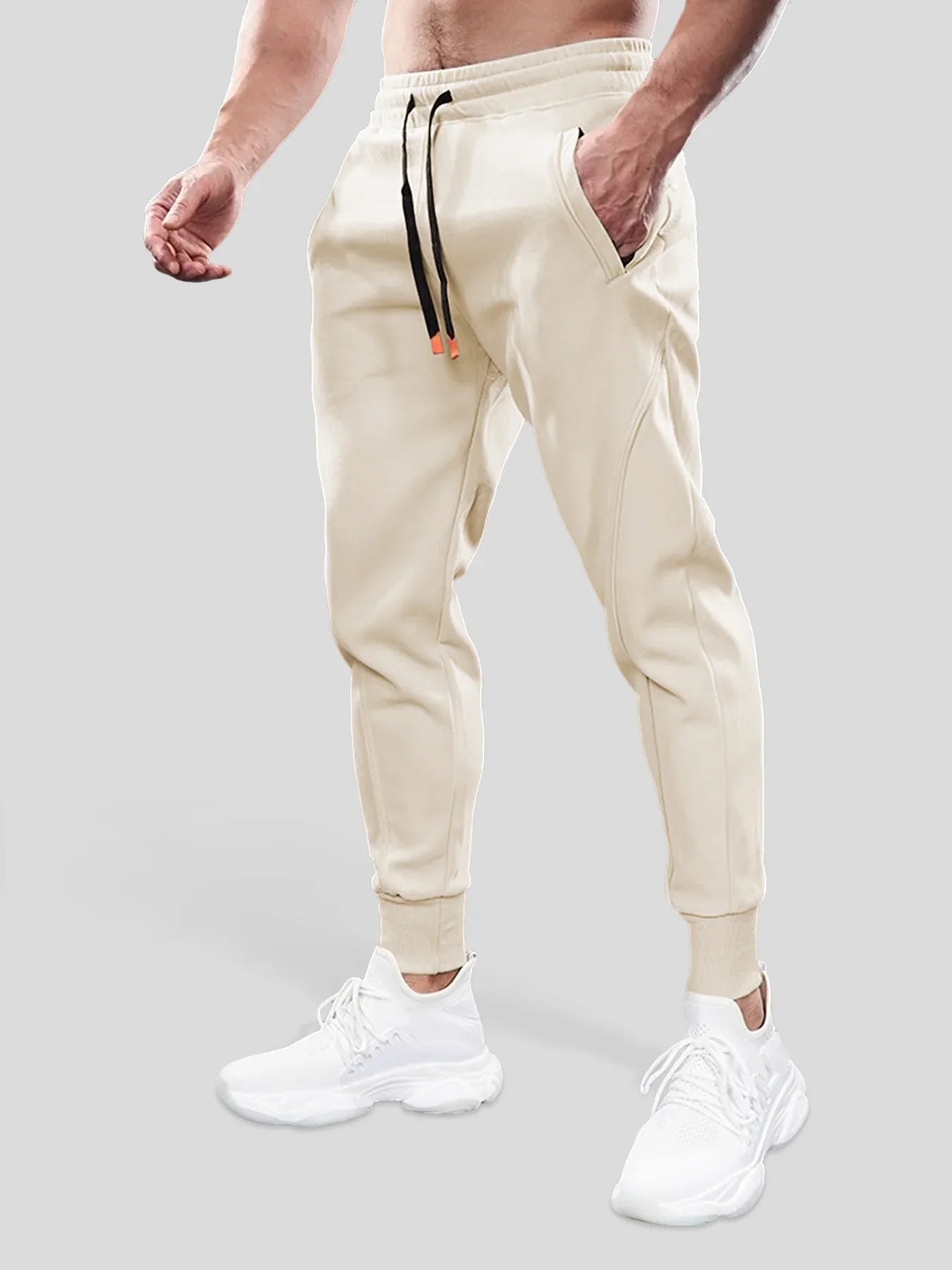Schmale Jogginghose von HEINRICH