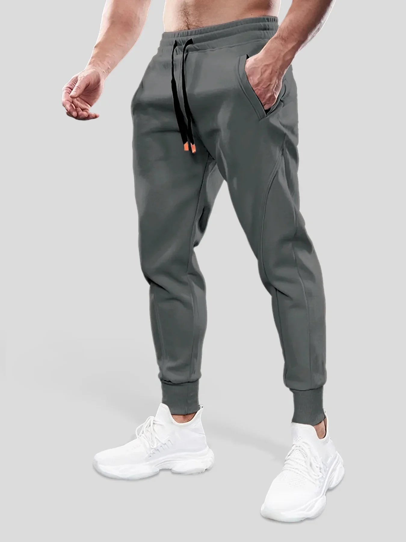 Schmale Jogginghose von HEINRICH