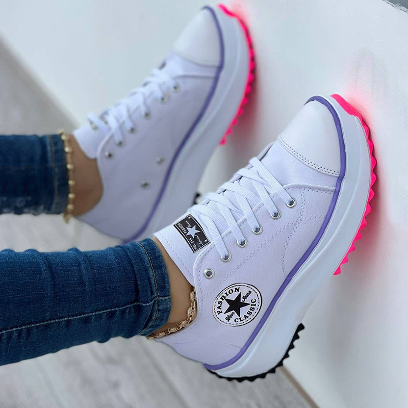 ModeGeist | Orthopädische Schuhe, Schnürsenkel, dicke Sohle