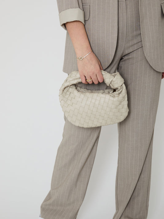 ModeGeist | Stilvolle Weiße Damen Handtasche mit Geflochtenem Design - ModeGeist