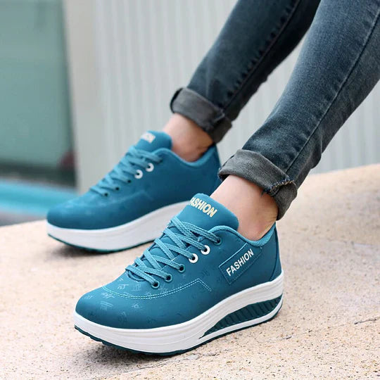 Henrietta Sue Damensneaker mit Keilabsatz
