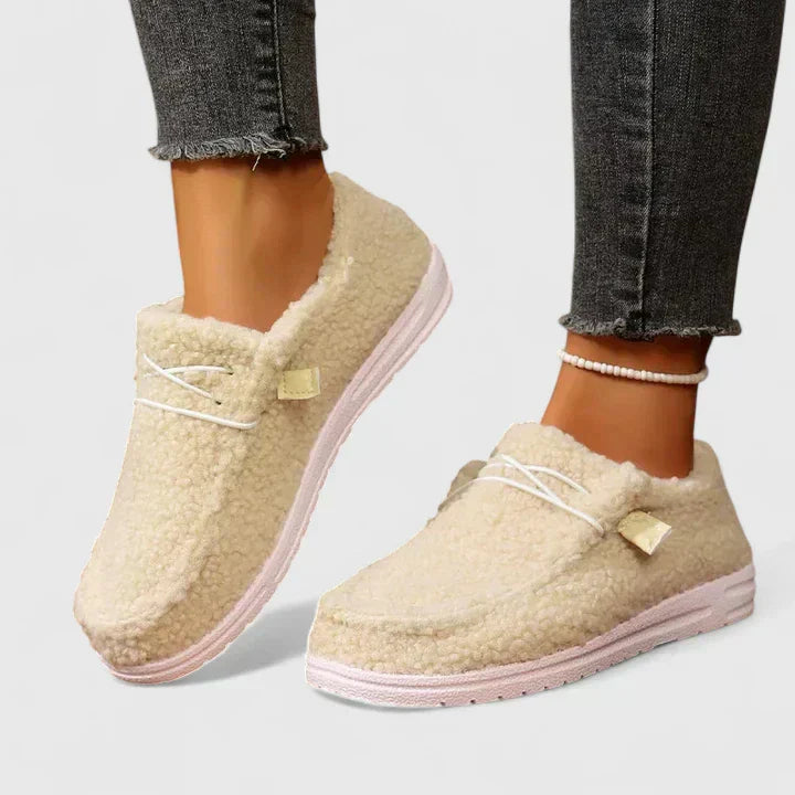 MODEGEIST Damen Loafer bequeme Passform vielseitiger Stil Casual-Schuhe