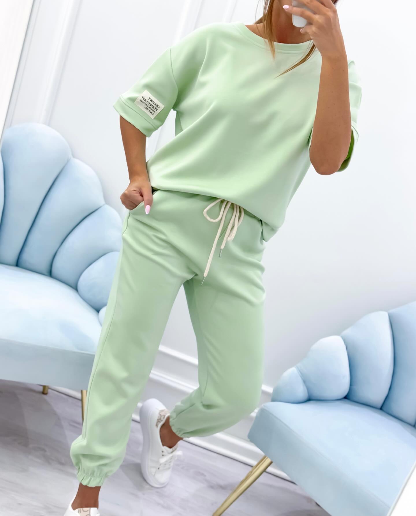 MODEGEIST Damen Kurze Ärmel Set Entspannte Passform Vielseitiges Design