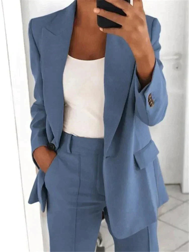 Avelena Women's Set