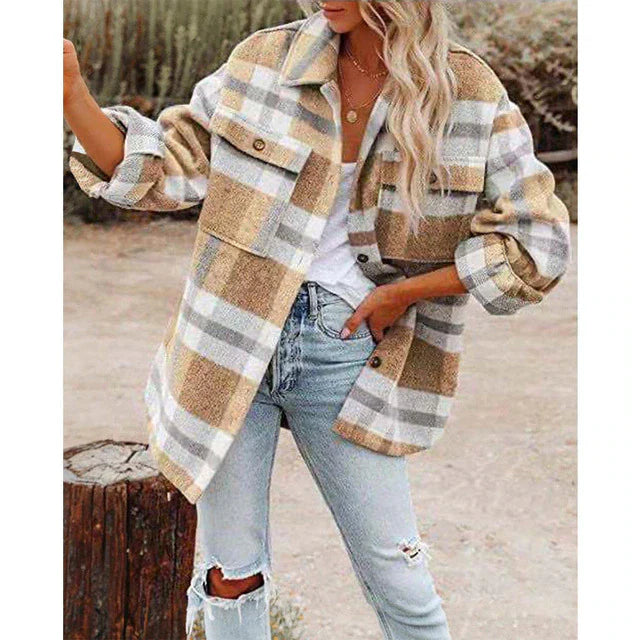 ModeGeist | Klassische Karierte Jacke in Großen Größen für Damen