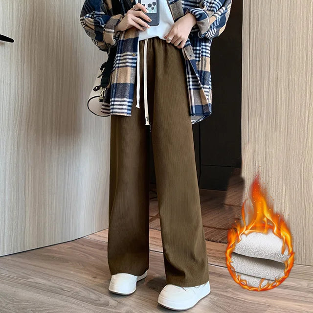 Marine: Lange, weite Hosen
