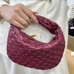 ModeGeist | Bordeaux Damenschultertasche mit Geflochtenem Design - ModeGeist