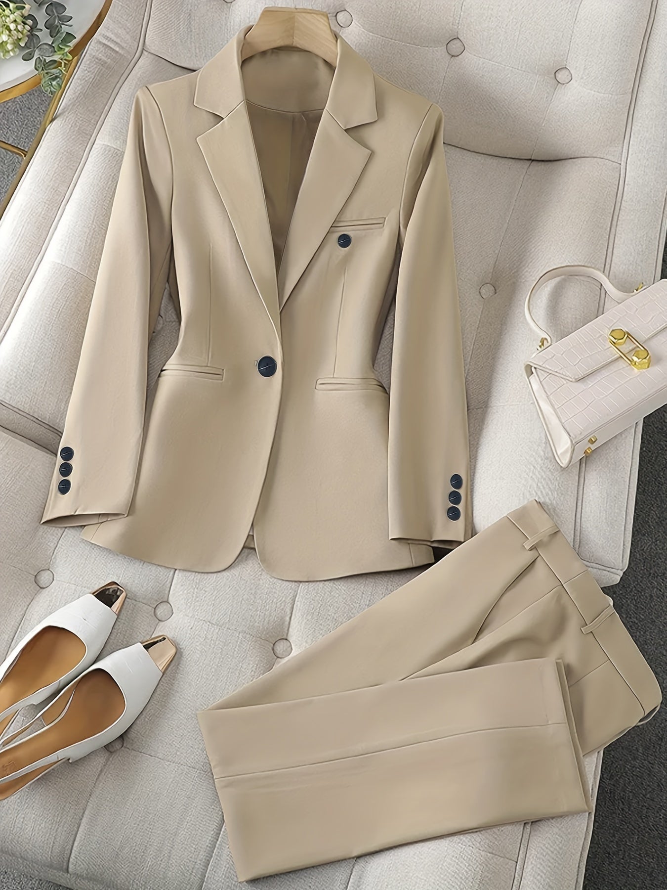 ModeGeist | Klassischer Stil mit Revers-Blazer-Set