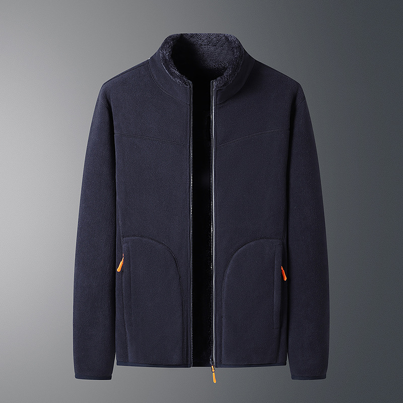Kuschelige Fleecejacke mit langen Ärmeln und Reißverschlusstaschen von Kouvara