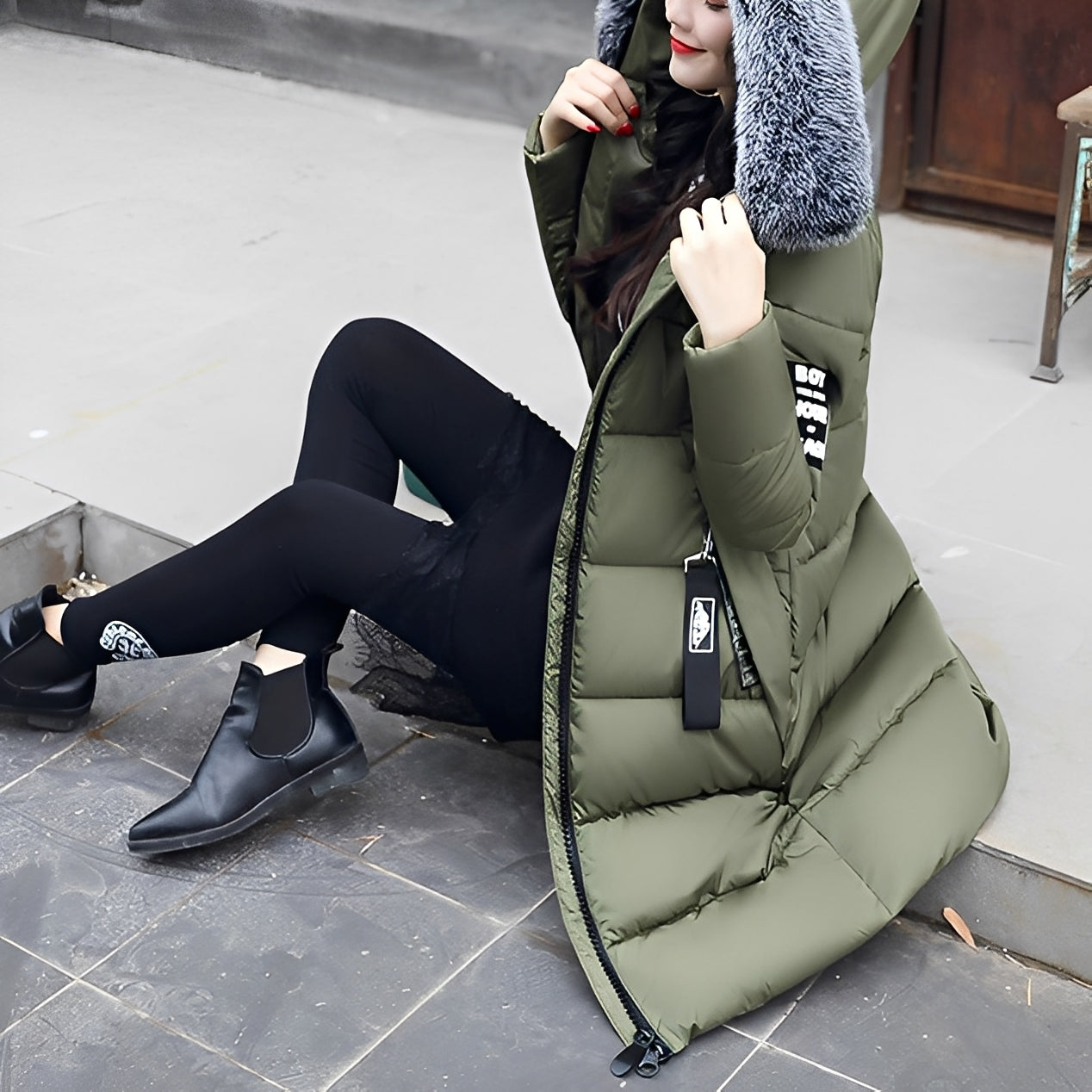 ModeGeist | Stylischer, gepolsterter Mantel mit Pelzkragen für Damen
