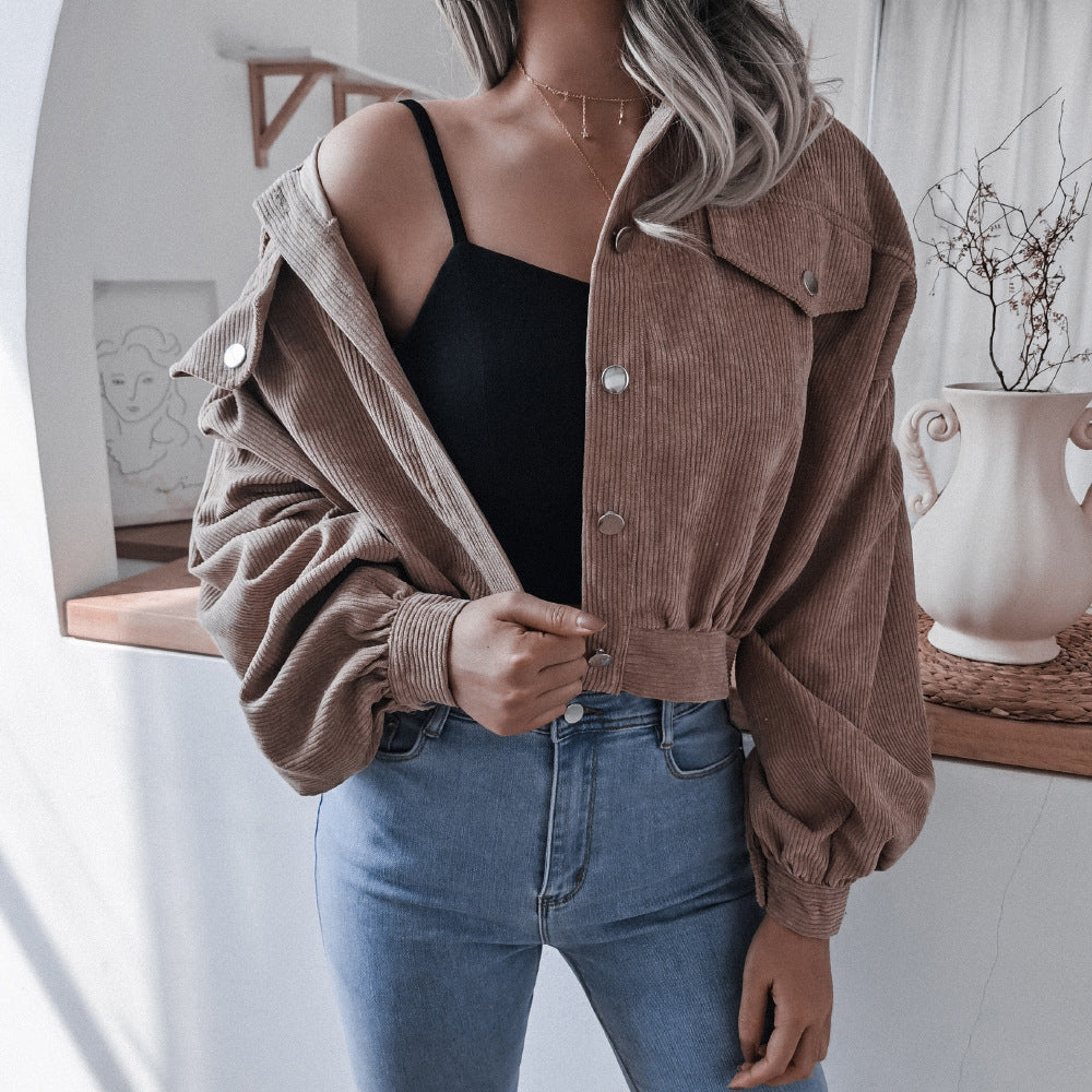 ModeGeist | Trendige Kurze Jacke Aus Cord für Frauen