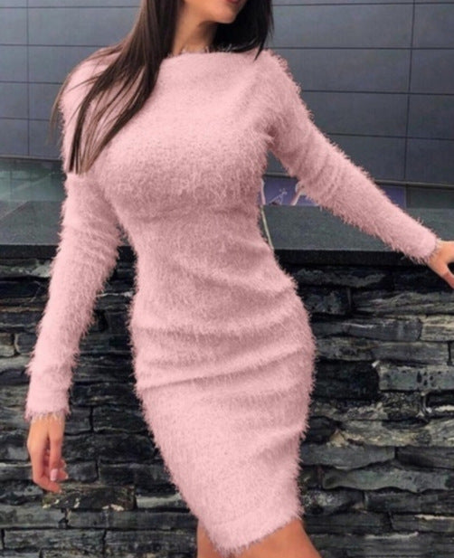 Elegantes Damen-Strickkleid mit Struktur und langen Ärmeln von MODEGEIST