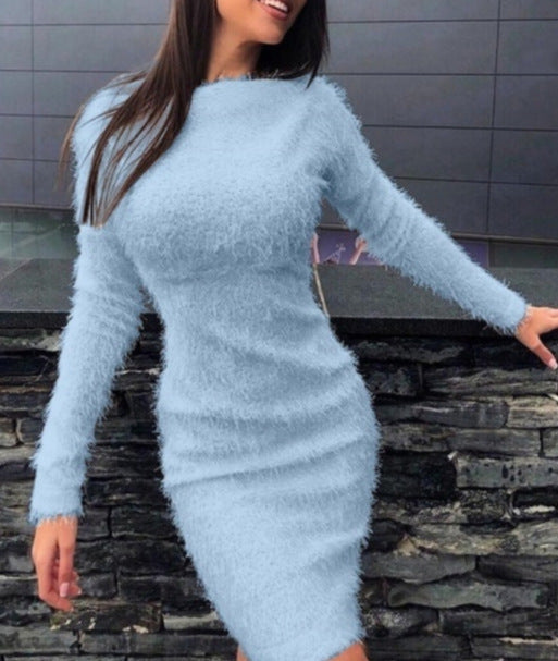 Elegantes Damen-Strickkleid mit Struktur und langen Ärmeln von MODEGEIST