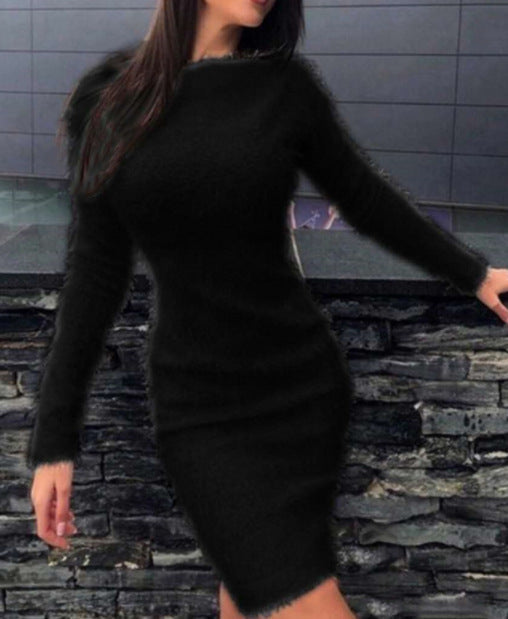 Elegantes Damen-Strickkleid mit Struktur und langen Ärmeln von MODEGEIST
