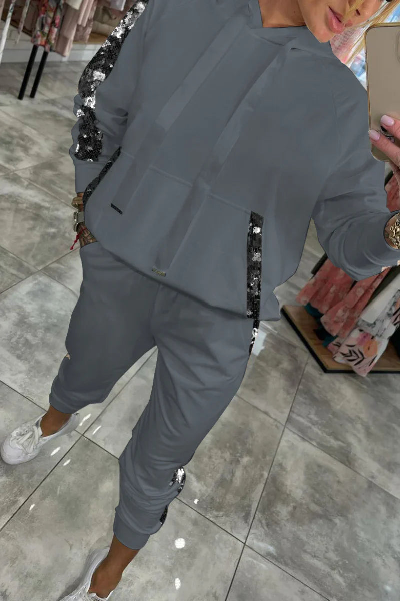 Fatima: Sweatsuit Set (Sweatshirt and Joggers)