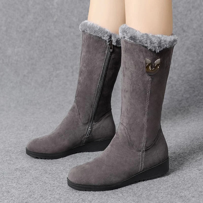Warme Winterboots von Karl® mit Fellkragen