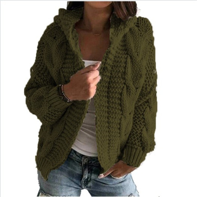 Damen Strickjacke mit Kapuze und trendigem Zopfmuster ModeGeist