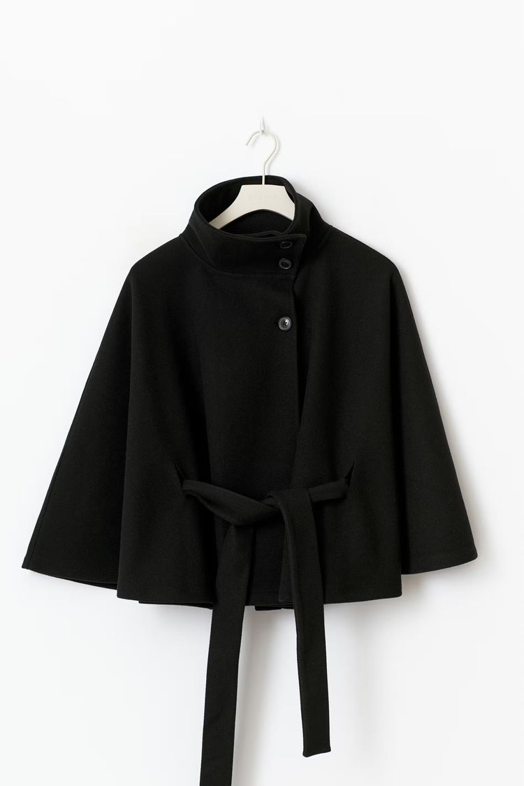 ModeGeist | Hoher Kragen Gürtelmantel Elegante Minimalistische Oberbekleidung