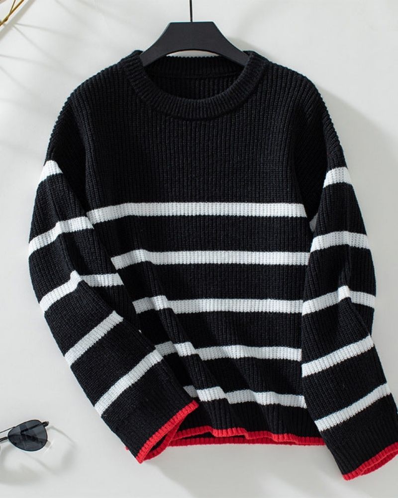 ModeGeist | Klassischer Gestrickter Pullover mit Gestreiftem Muster
