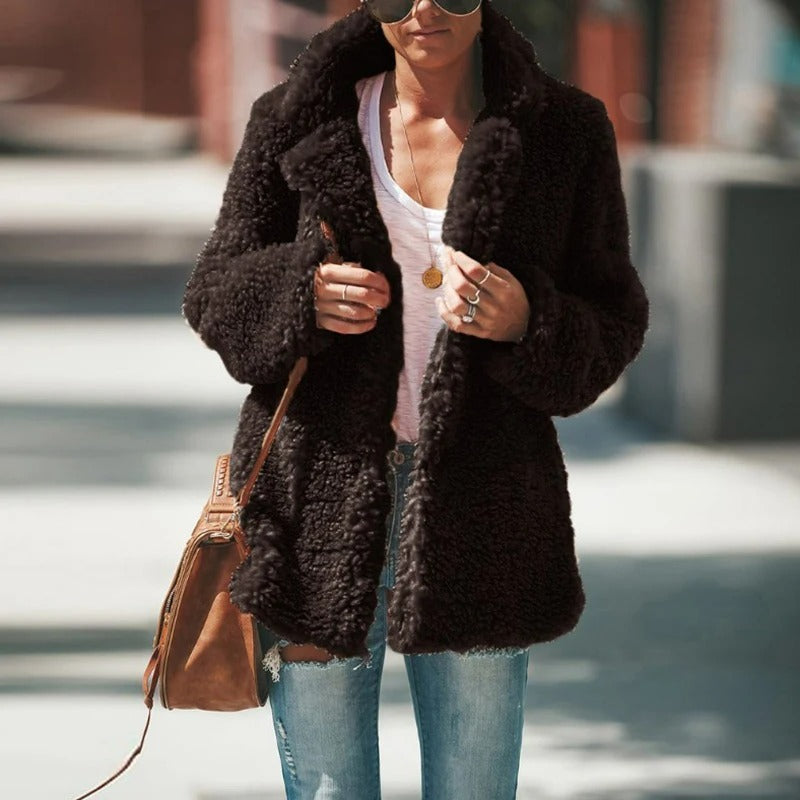 ModeGeist | Wintermode für Frauen mit modernem Schnitt ideal für kaltes Wetter