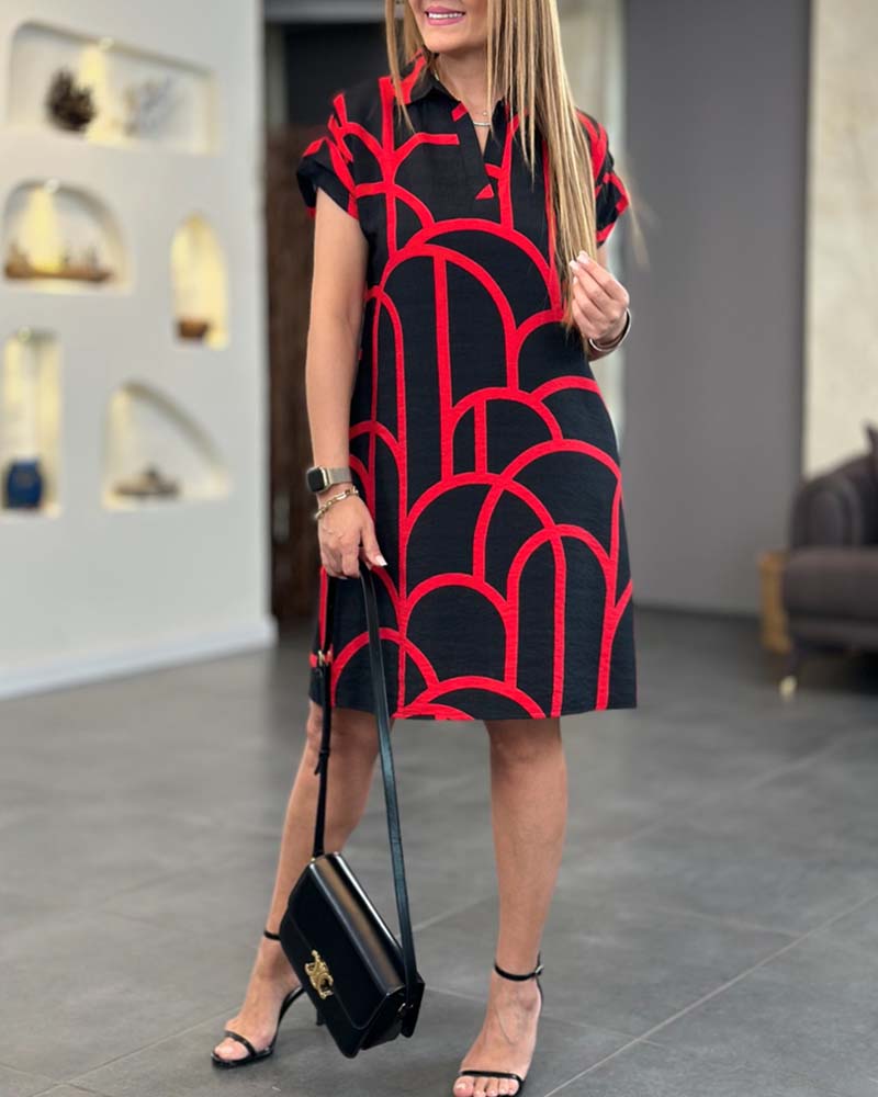 Kleid mit kurzen Ärmeln - TUBA