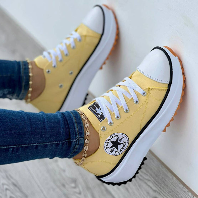 ModeGeist | Orthopädische Schuhe, Schnürsenkel, dicke Sohle