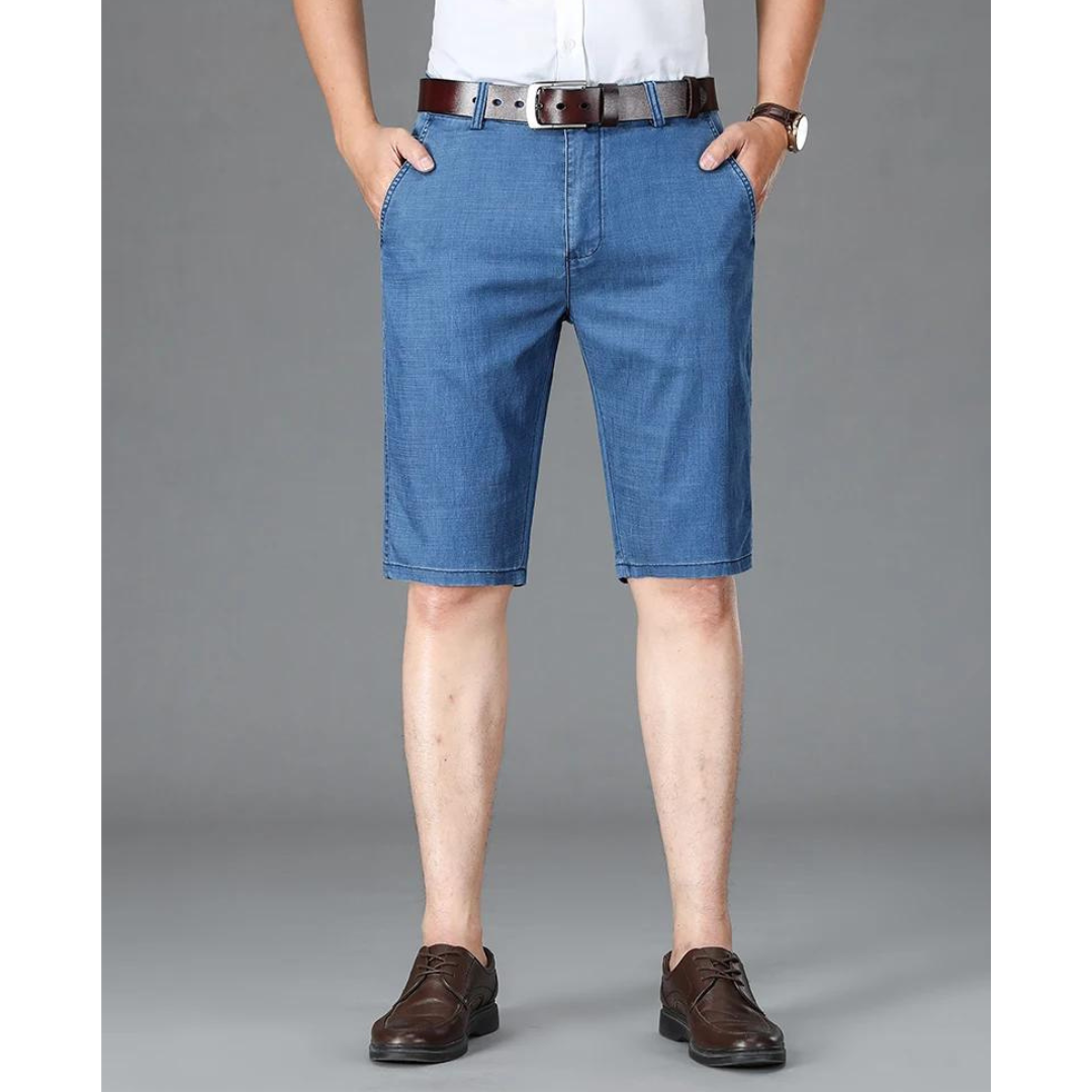 Sommerliche Business-Shorts für Herren im klassischen Stil