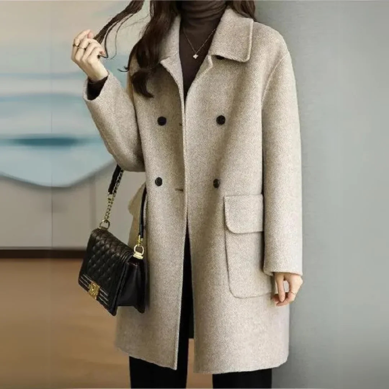 ModeGeist | Warme Damen Wolljacke mit Langer Passform und Knopfverschluss