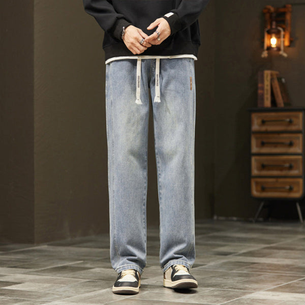 Mike: Straight Jeans im japanischen Stil