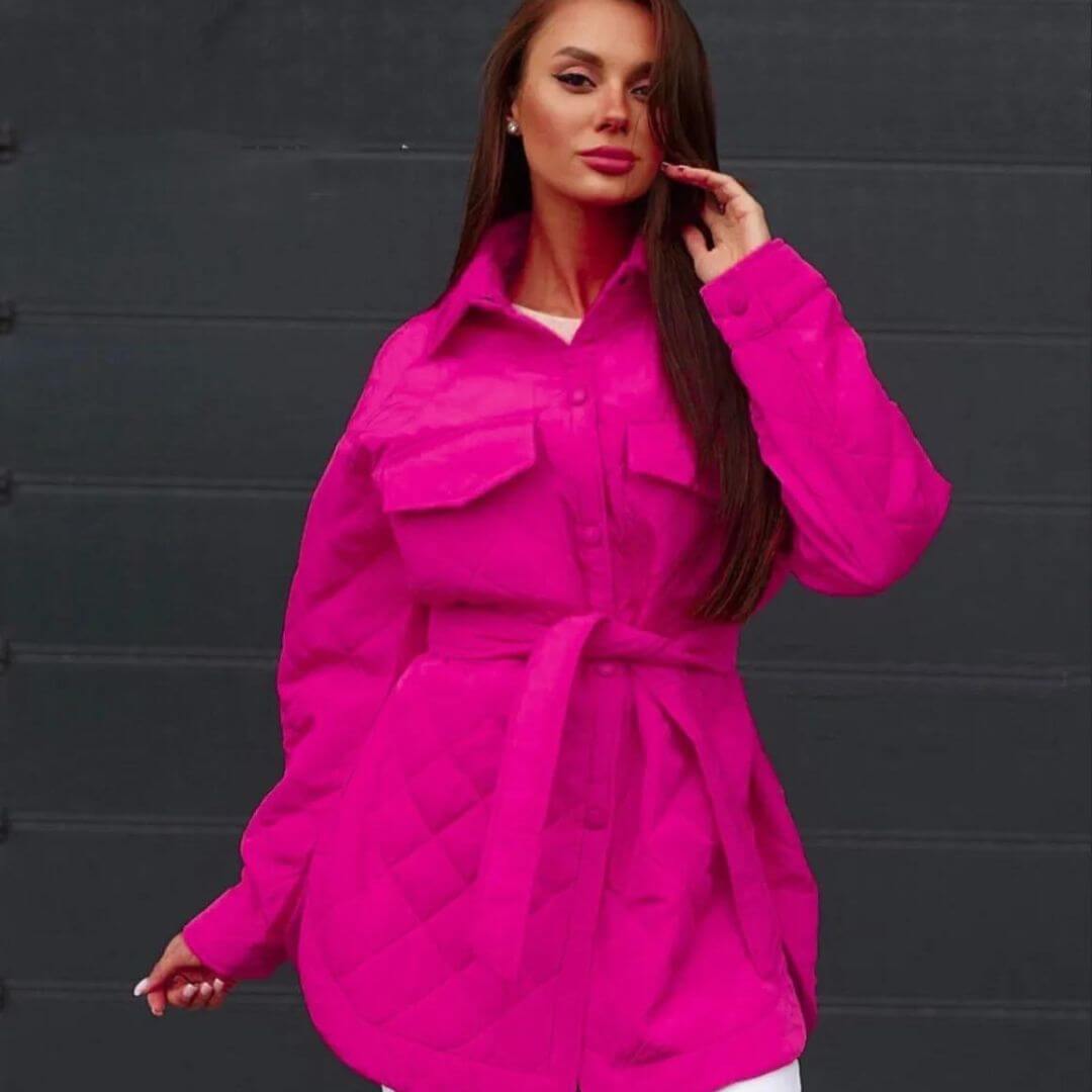 ModeGeist | Klassische Gesteppte Damenjacke Mit Druckknopfverschluss Und Taillengürtel