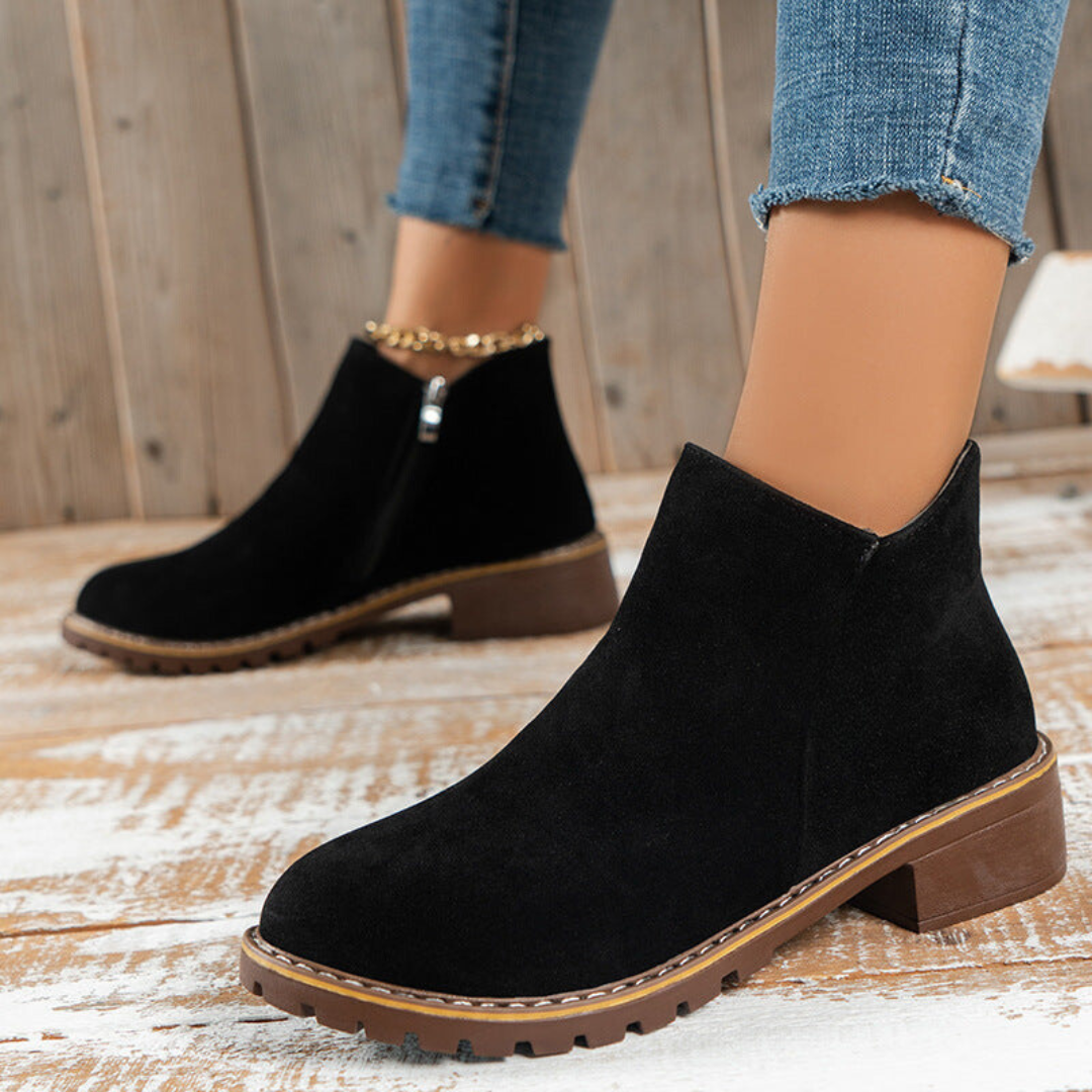 Damen-Stiefeletten Silvia mit Reißverschluss und flachem Absatz