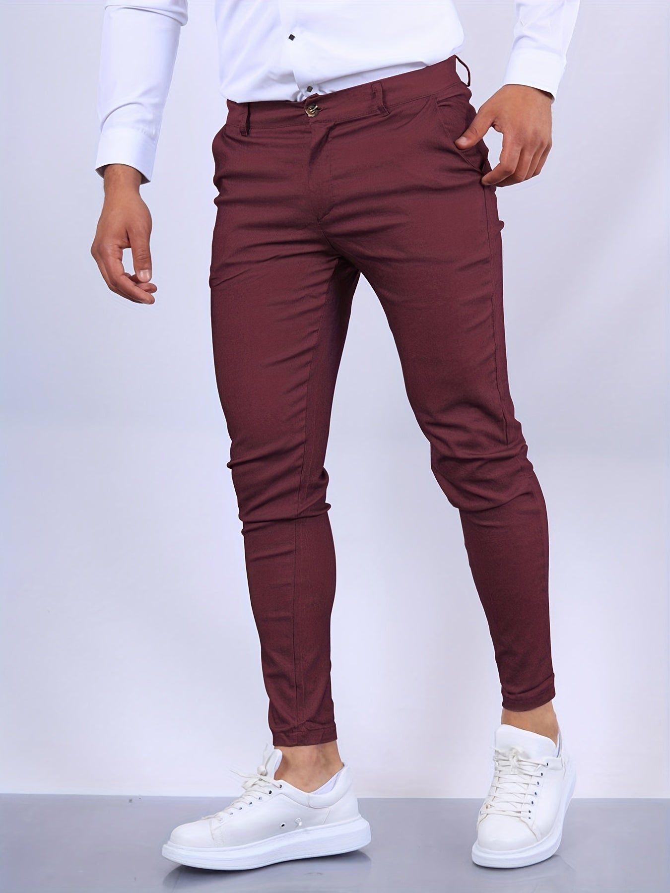 Schicke, moderne Herrenhose im Slim Fit