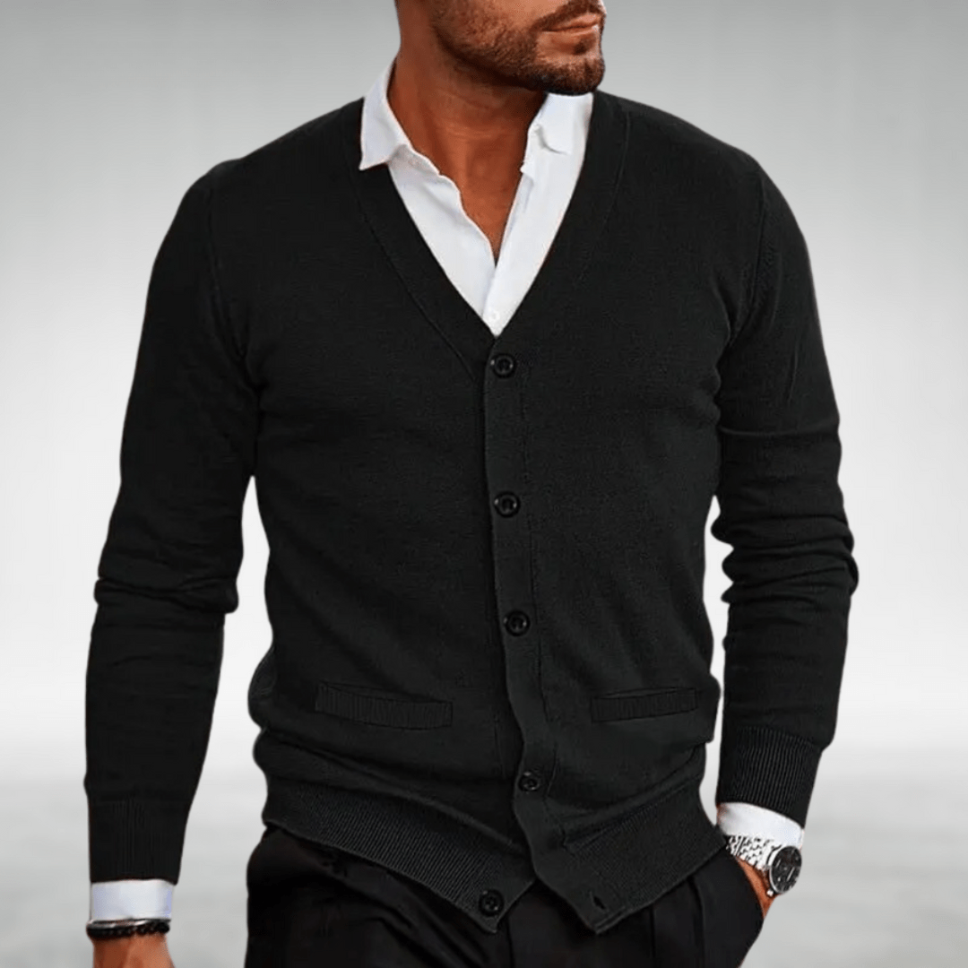 REINHARD – Geknöpfte Strickjacke