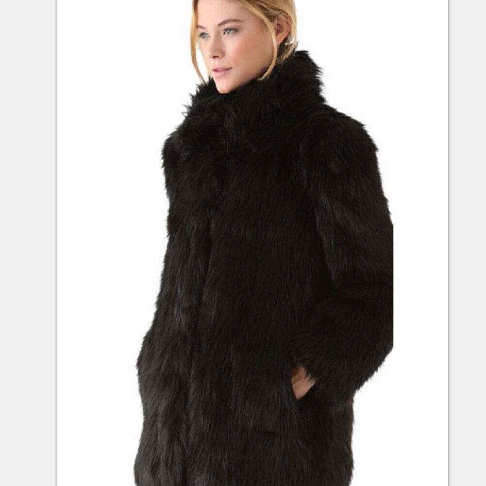 Damen Eleganter Kunstpelz-Mantel mit voluminösem Kragen und praktischen Taschen ModeGeist