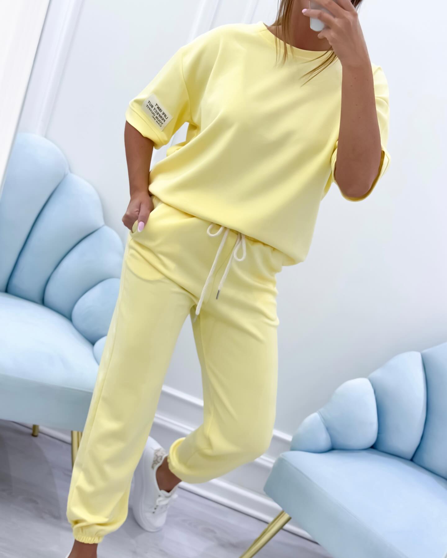 MODEGEIST Damen Kurze Ärmel Set Entspannte Passform Vielseitiges Design
