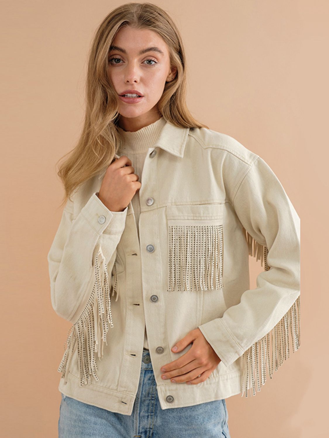 ModeGeist | Fransen-Detail Gefallene Schulter Denimjacke