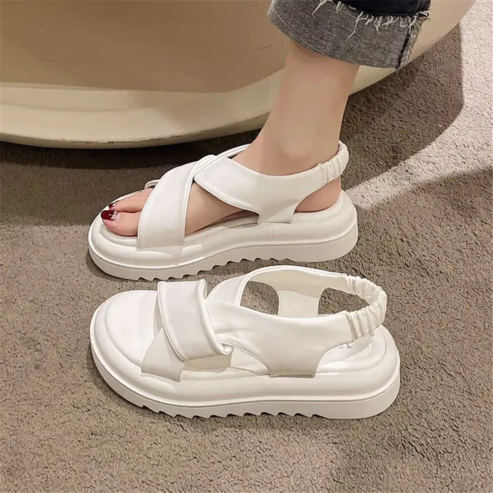 Helga: Non-Slip Rubber Sandals