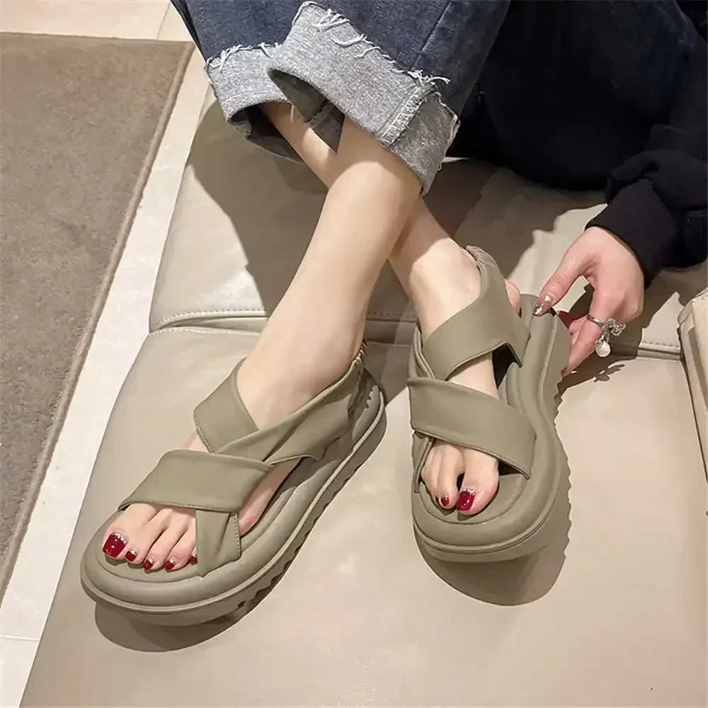Helga: Non-Slip Rubber Sandals