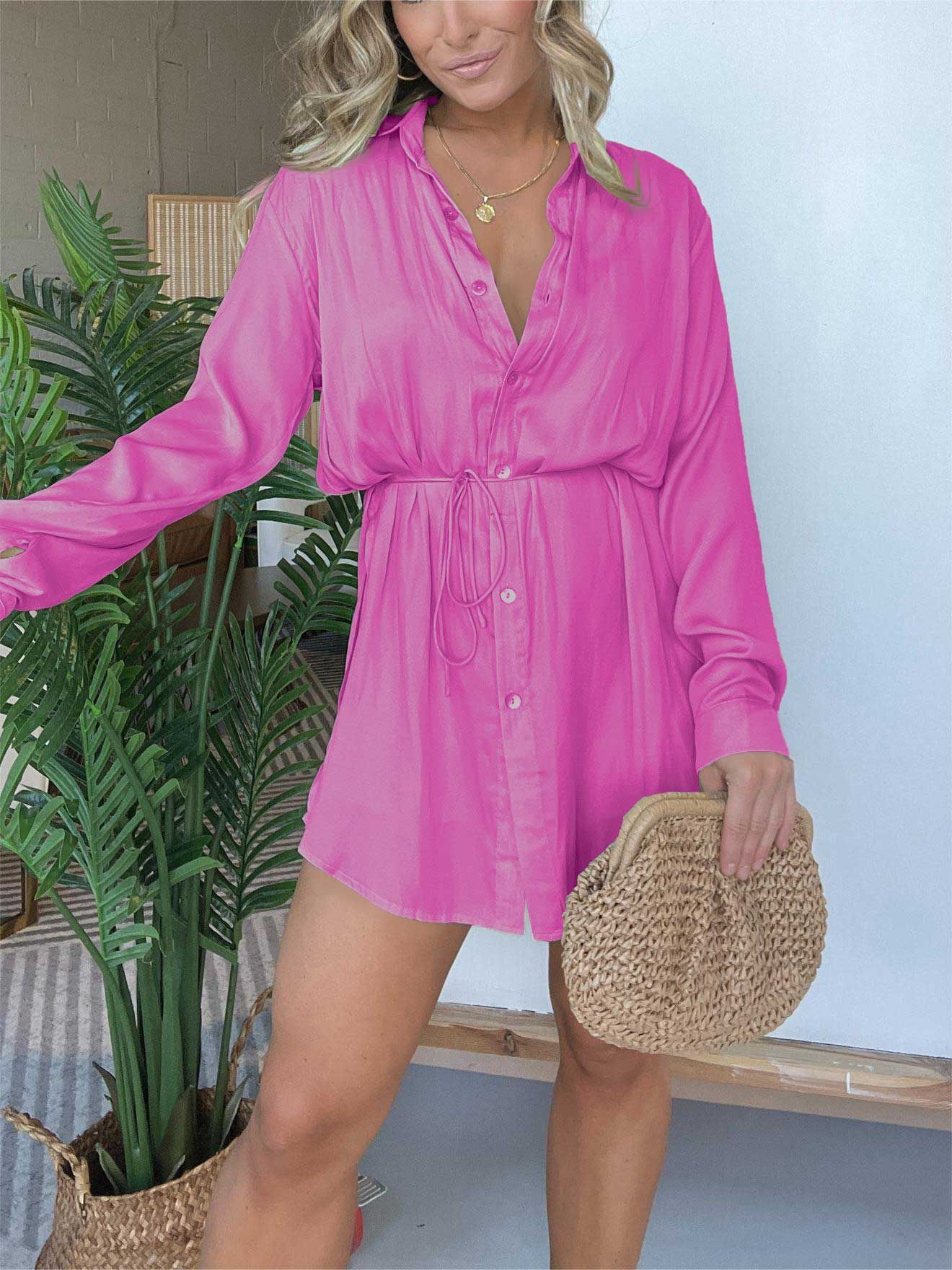 Lynda Jumpsuit mit Knopfleisten: Modisches Hemdkleid