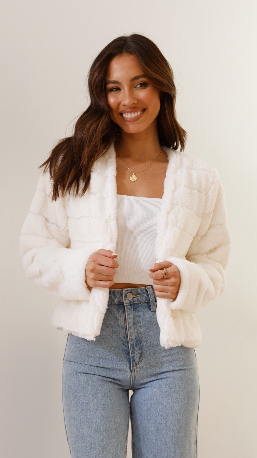 ModeGeist | Luxus Damen Crop Jacke