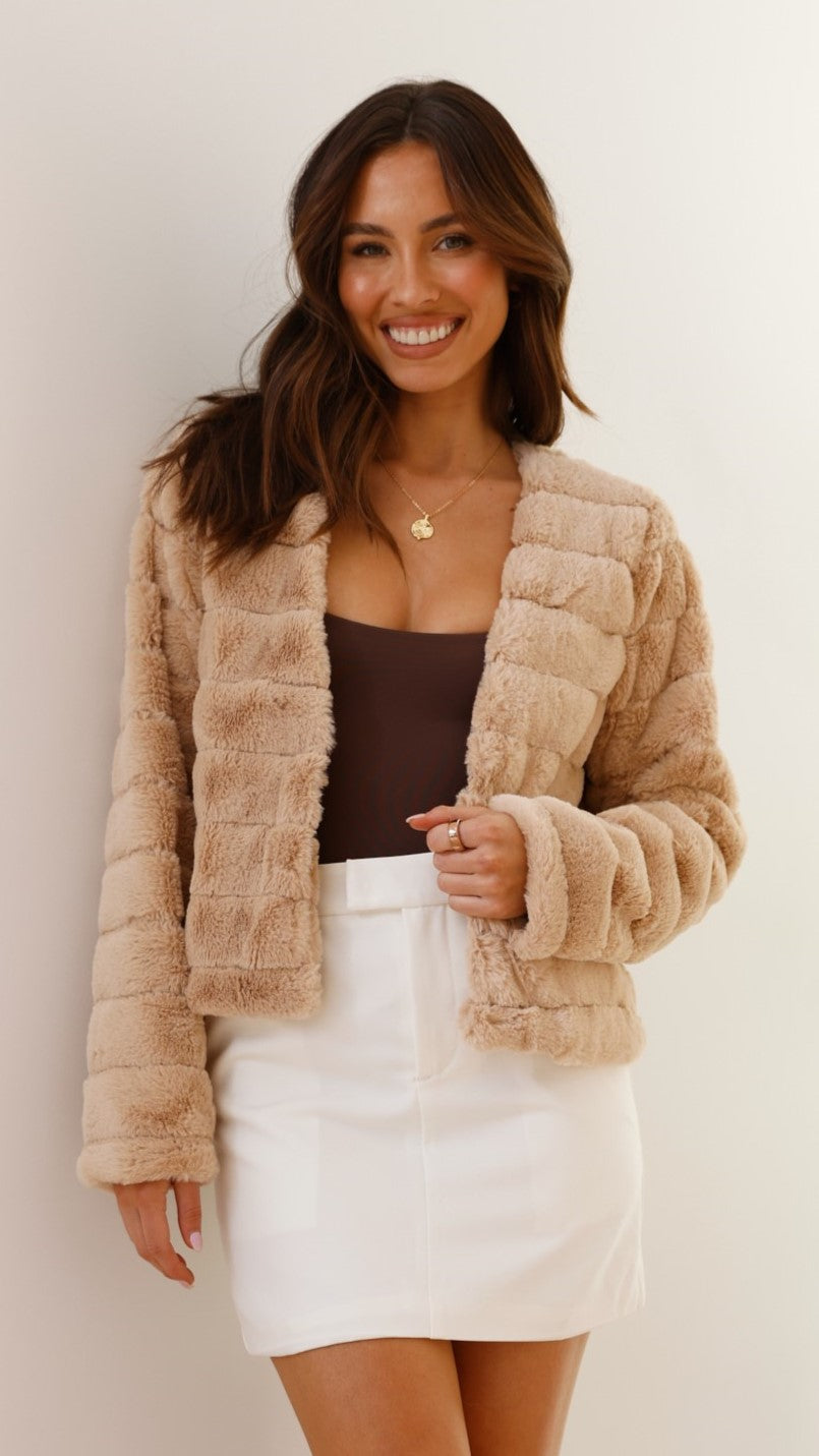 ModeGeist | Luxus Damen Crop Jacke