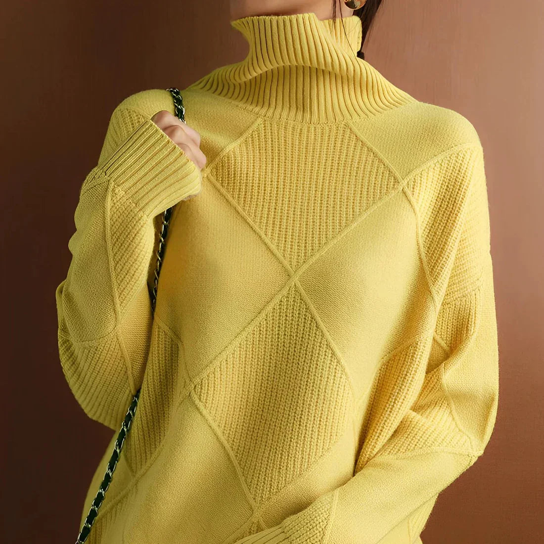 Pullover Valentina mit hohem Kragen
