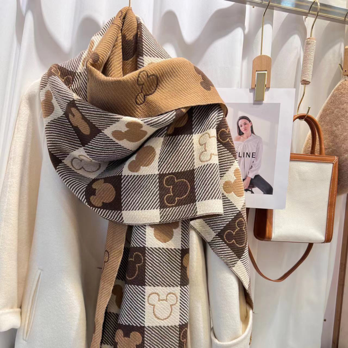 MODEGEIST Damen Schal Karo-Muster Doppelseitig Quasten Warm Winter