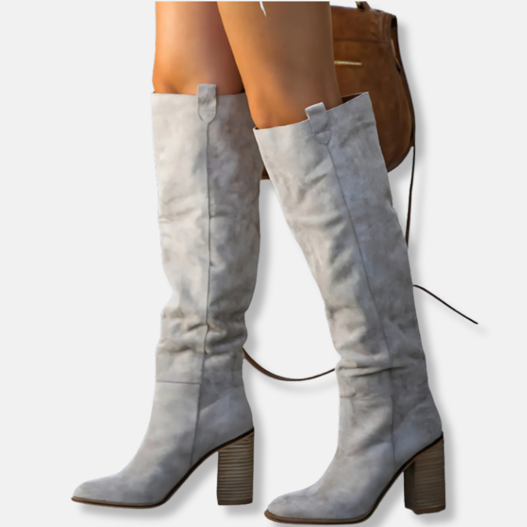 ModeGeist | Knöchelhohe Stiefel - Wildlederähnliches Textil - Chunky Blockabsatz - Spitz Zulaufende Zehen