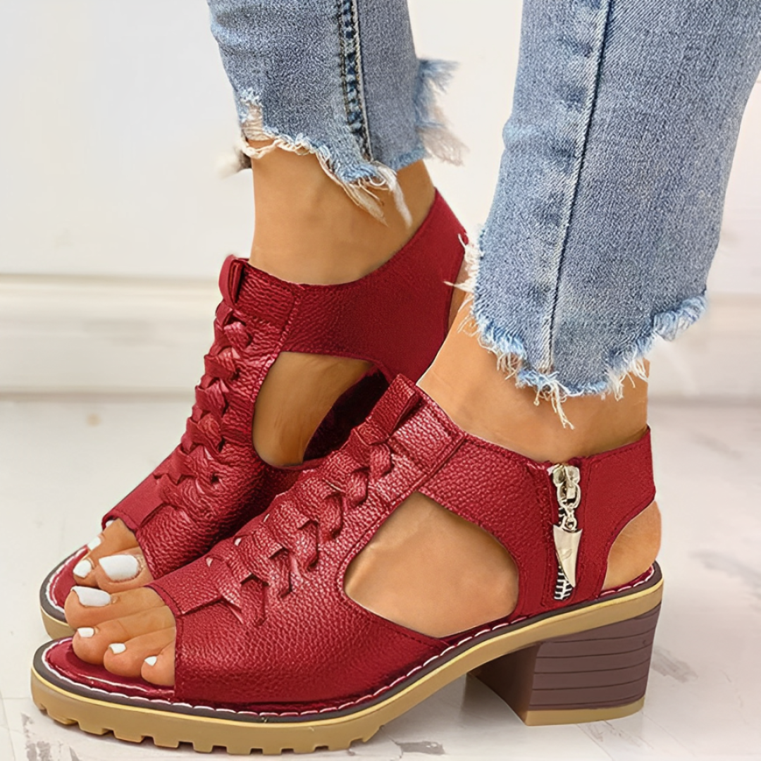 Schicke Damensandalen mit Peeptoe