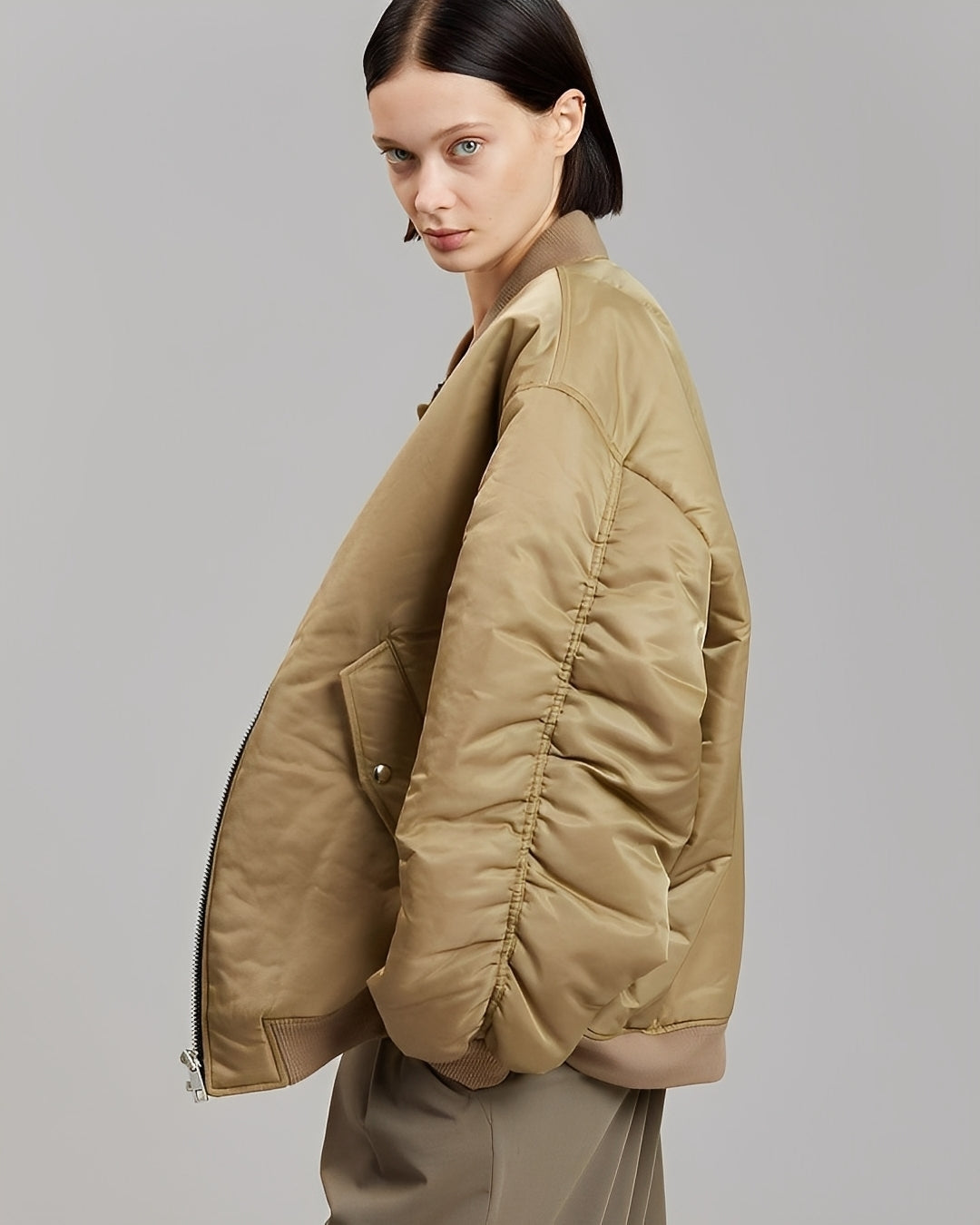 ModeGeist | Lässige Oversize Bomberjacke für Frauen