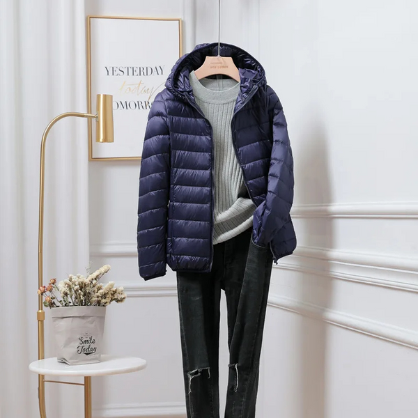 ModeGeist | Leichte Pufferjacke Kapuzen Reißverschluss Freizeitoberbekleidung
