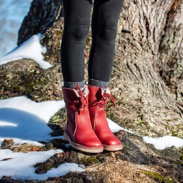 Lea: Vintage Boots