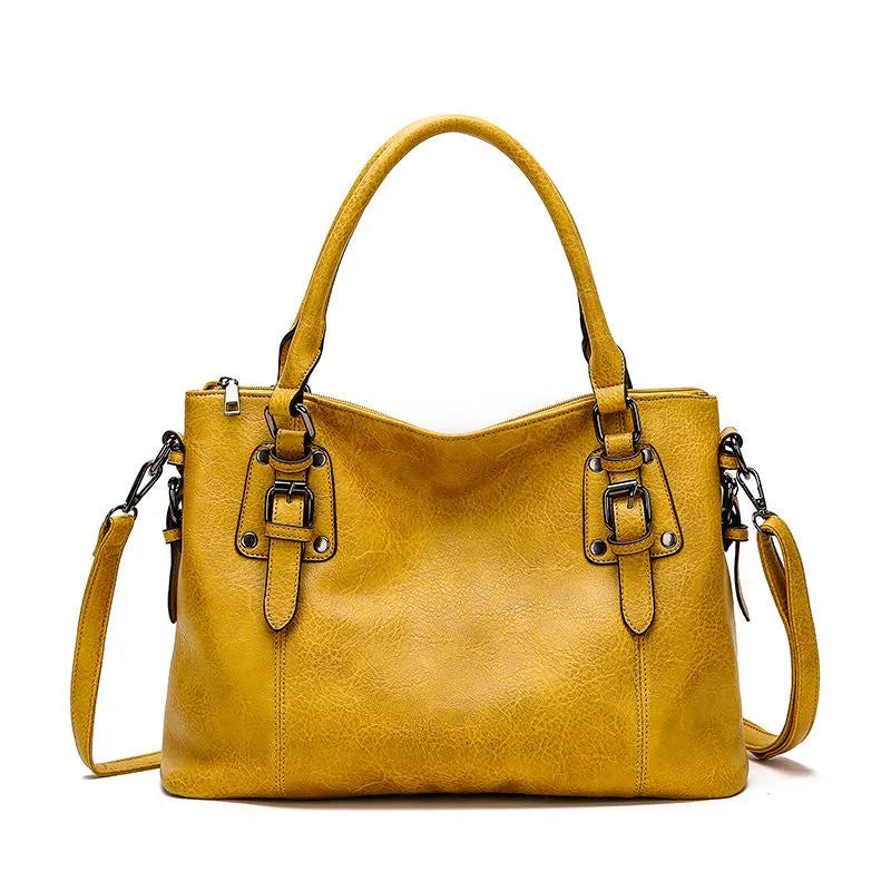 Edle Leder-Schultertasche in Azure