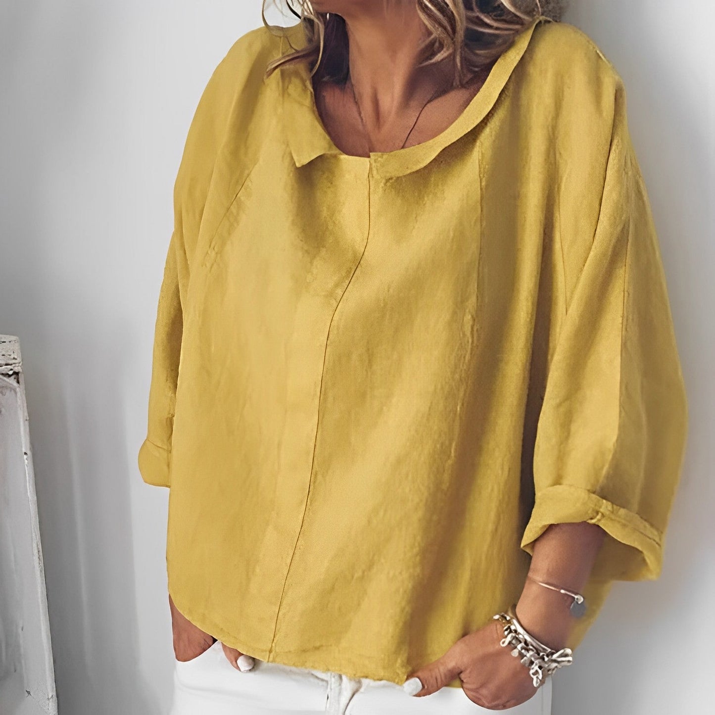 Karmen Bluse mit offenem Kragen